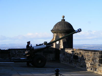 One O'Clock Gun about to be fired at Edinburgh Castle
