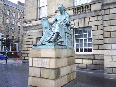 A Walk Down the Royal Mile - High Street...Edinburgh