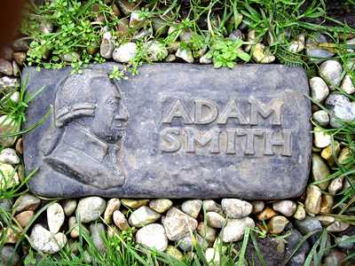 Marker leading the way to Adam Smith's grave at Canongate Kirkyard, Edinburgh